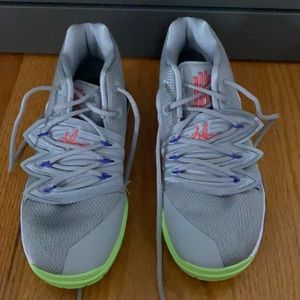 Nike Kyle Irving Sneakers